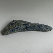 Load image into Gallery viewer, Blue Kyanite
