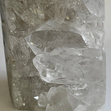 Load image into Gallery viewer, Quartz Point
