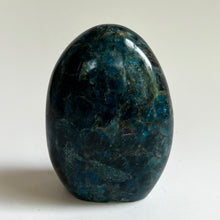Load image into Gallery viewer, Blue Apatite Free Form
