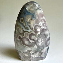 Load image into Gallery viewer, Flower Agate Free Form

