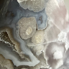Load image into Gallery viewer, Flower Agate Free Form
