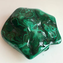 Load image into Gallery viewer, Malachite Freeform
